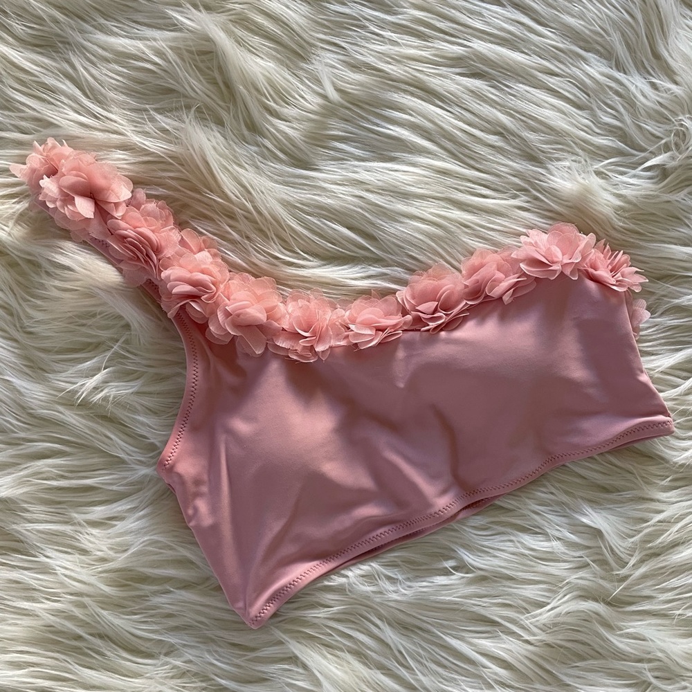 Pink floral border ruffled one strap swim top with removable pads